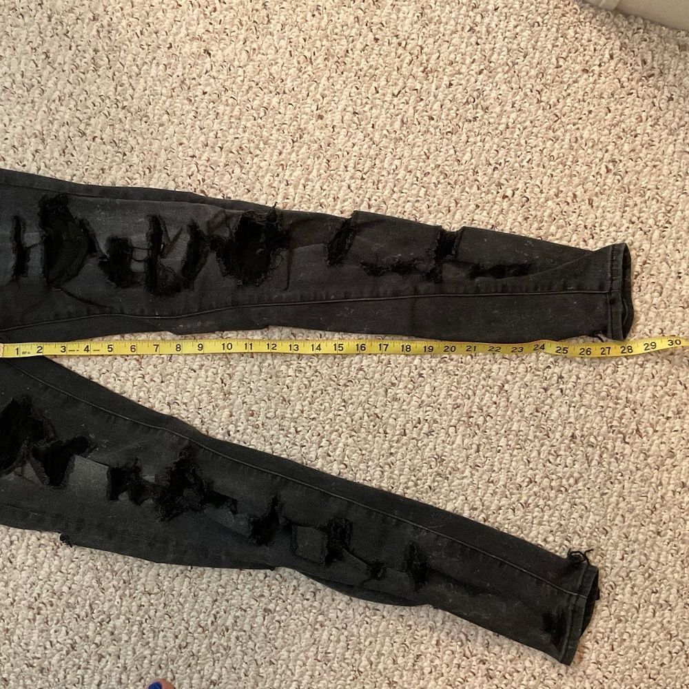 American Eagle Next Level Stretch Black Distressed Skinny Jeans Size 2 Regular - Picture 4 of 6